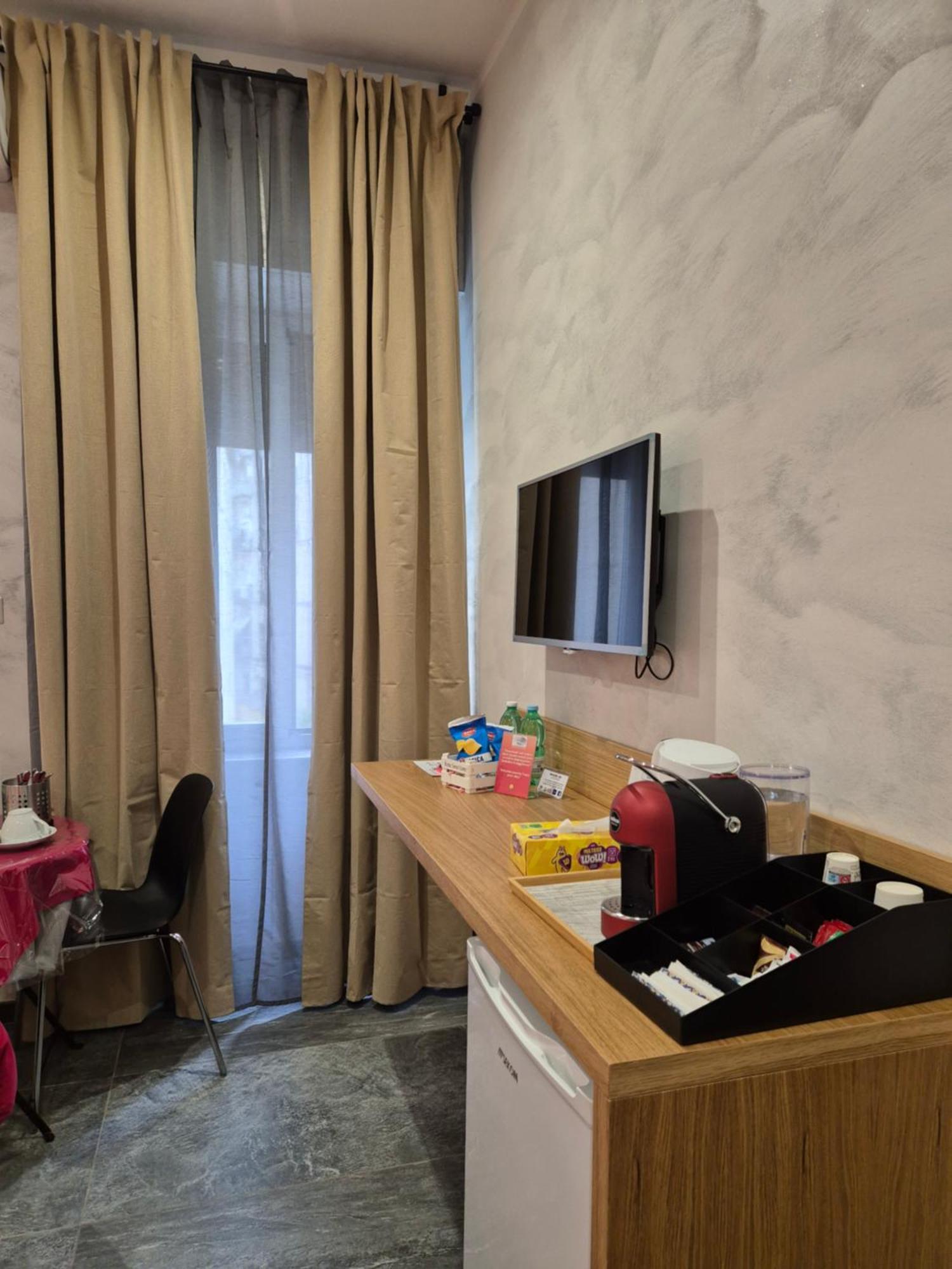 Clale Rooms เนเปิลส์ ภายนอก รูปภาพ