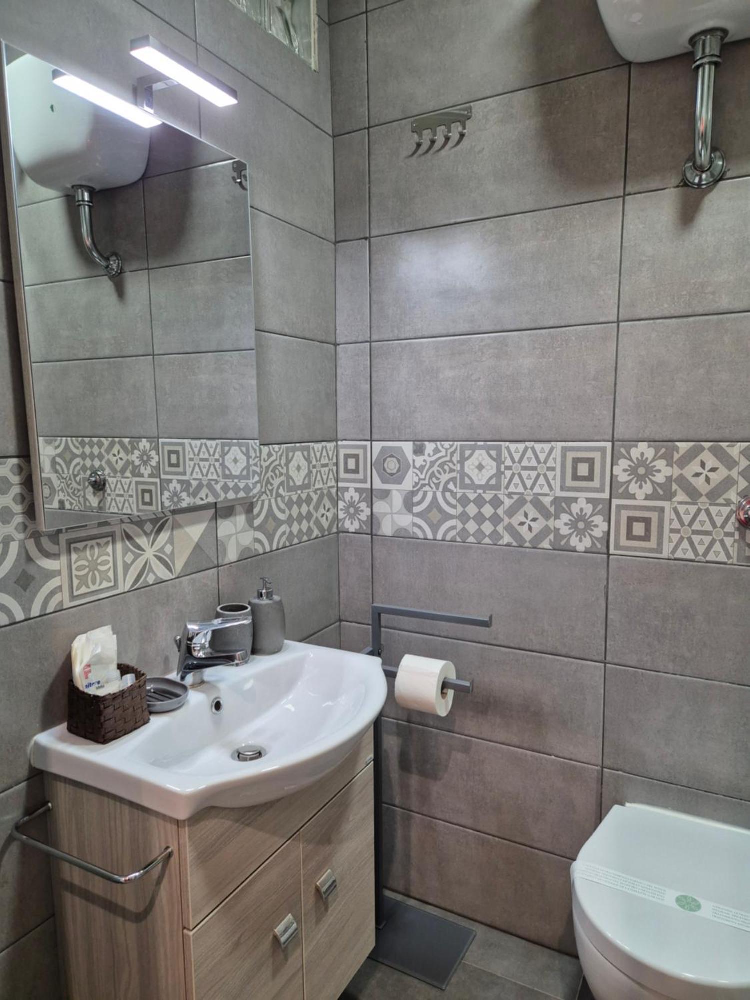 Clale Rooms เนเปิลส์ ภายนอก รูปภาพ